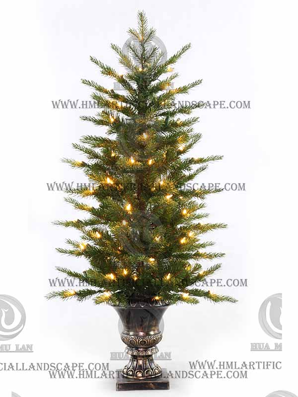 CHRISTMAS TREE
